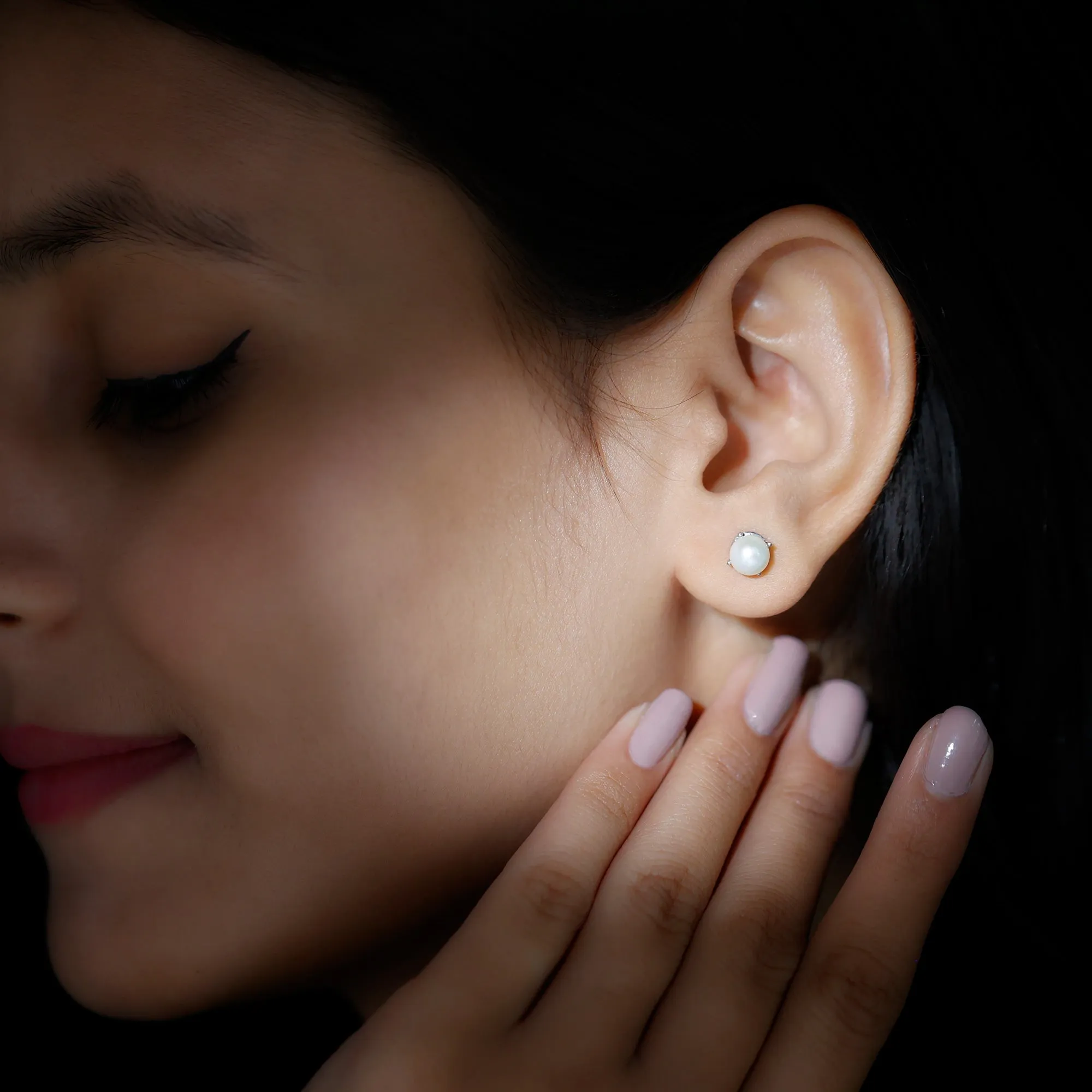 6 MM Round Freshwater Pearl Solitaire Stud Earrings