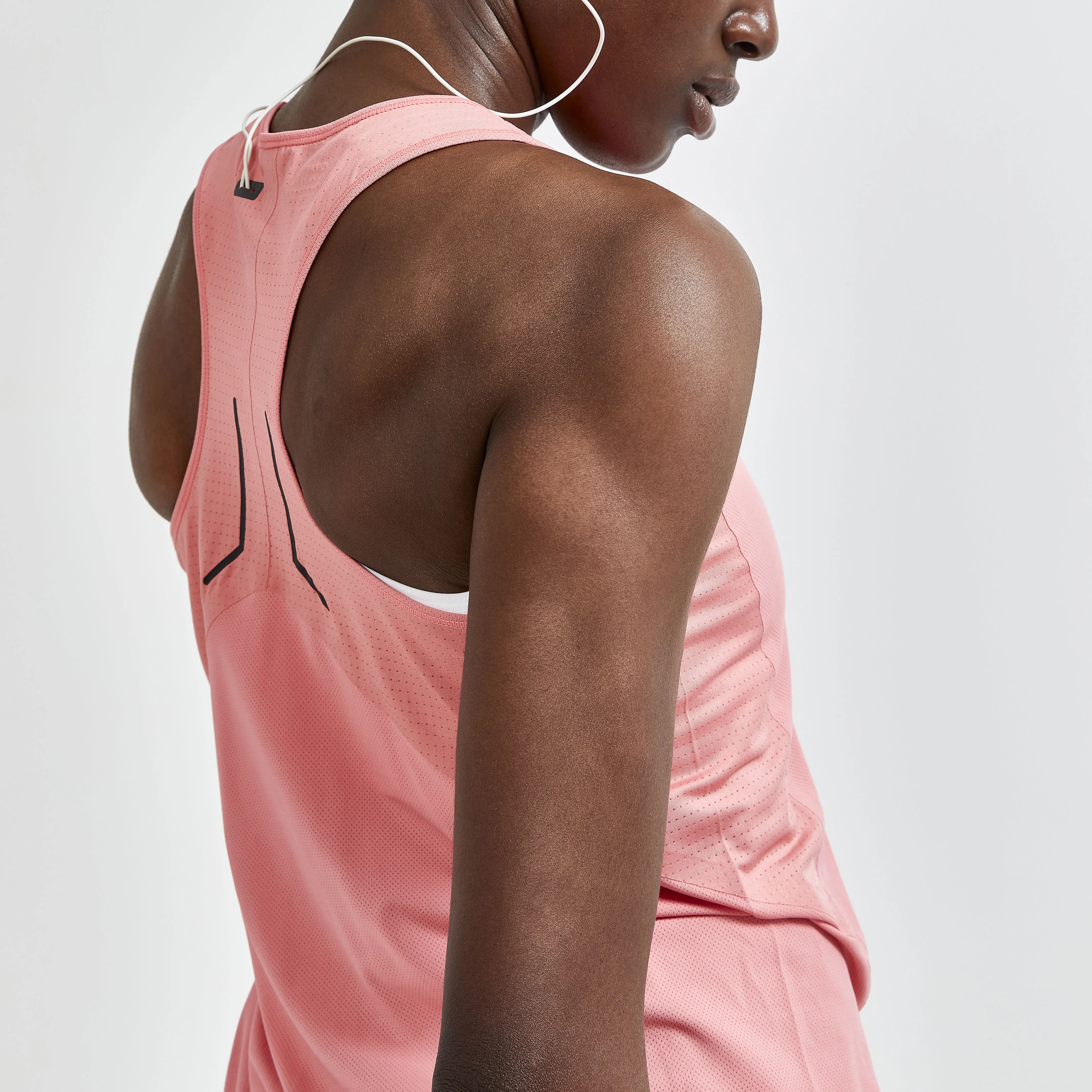Craft Women&#x27;s Pro Hypervent Singlet Coral | Buy Craft Women&#x27;s Pro Hypervent Singlet Coral here | Outnorth