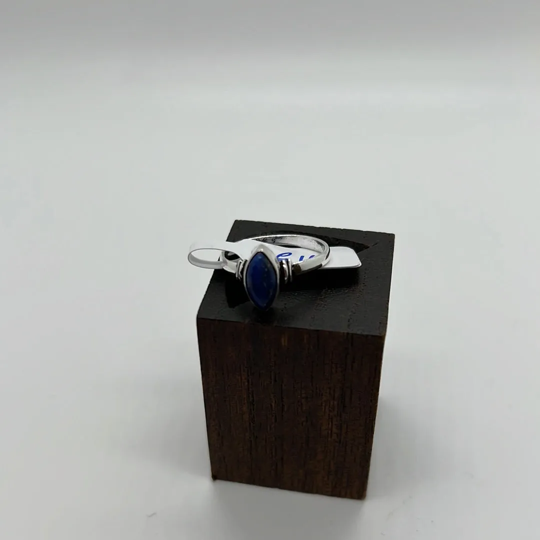 Elegant simplicity brass setting