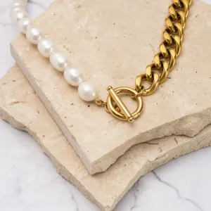 Eva 18k gold plated Cuban chain & pearl necklace