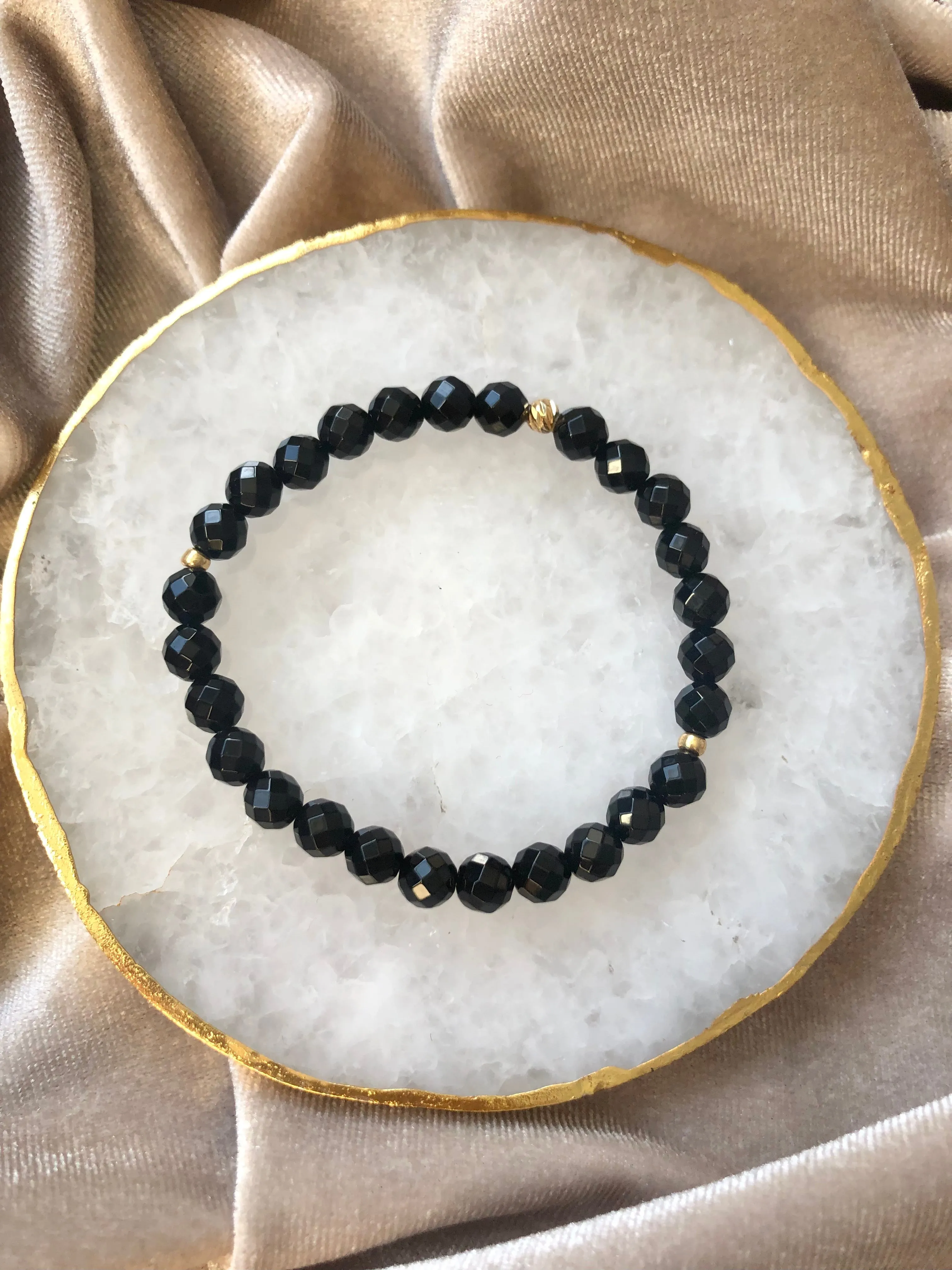 Gift Set Classic Silk Scrunchie & Black Onyx Bracelet