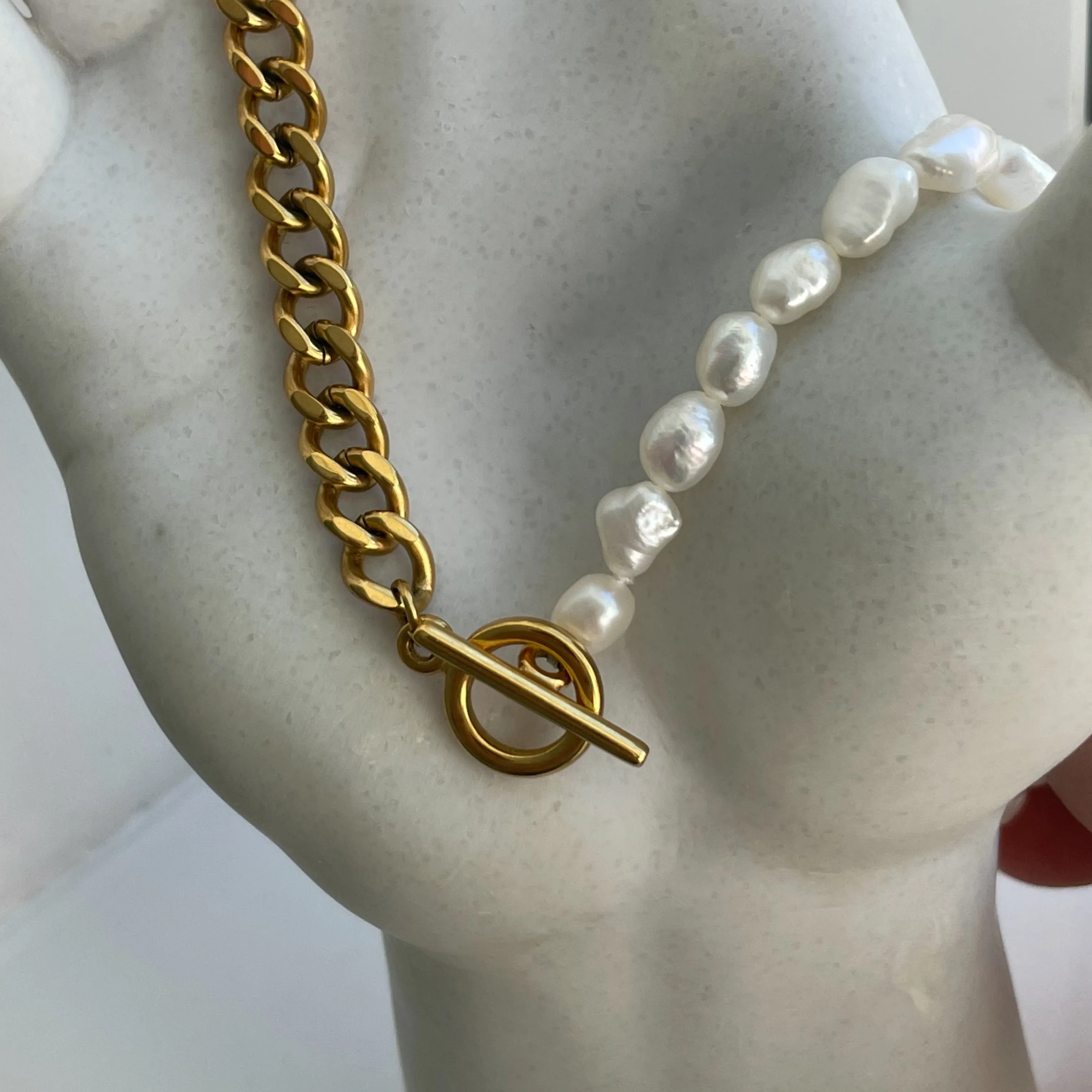 Gold Pearl and Chain Necklace
