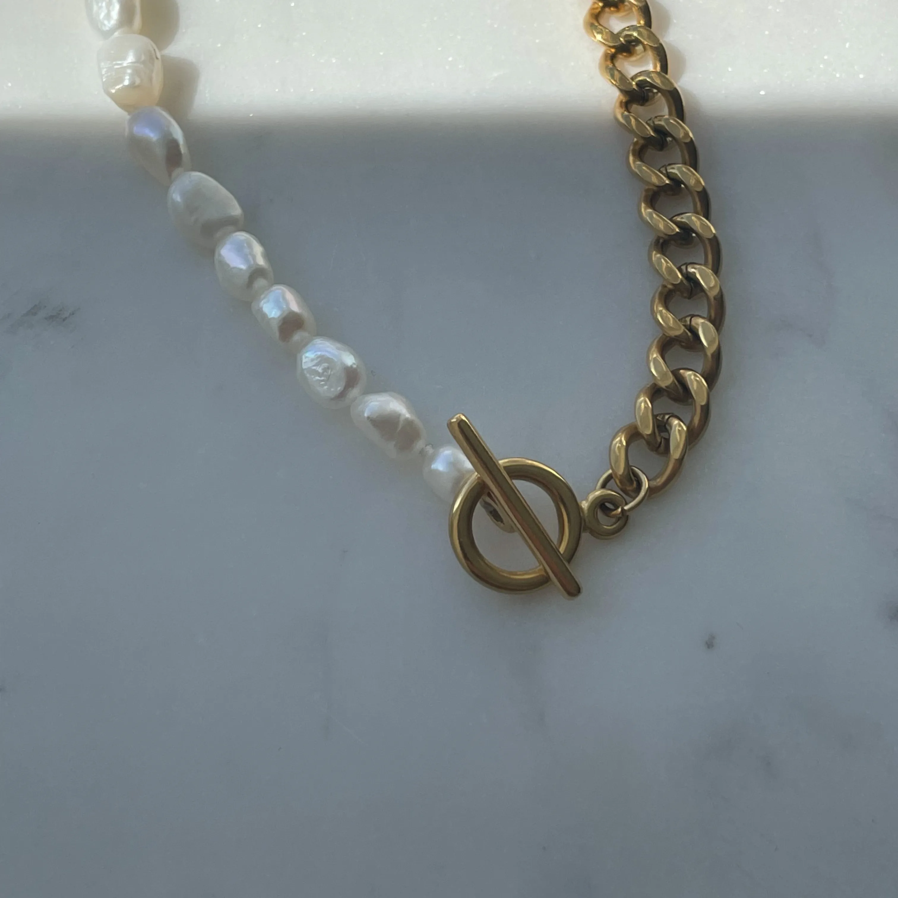 Gold Pearl and Chain Necklace