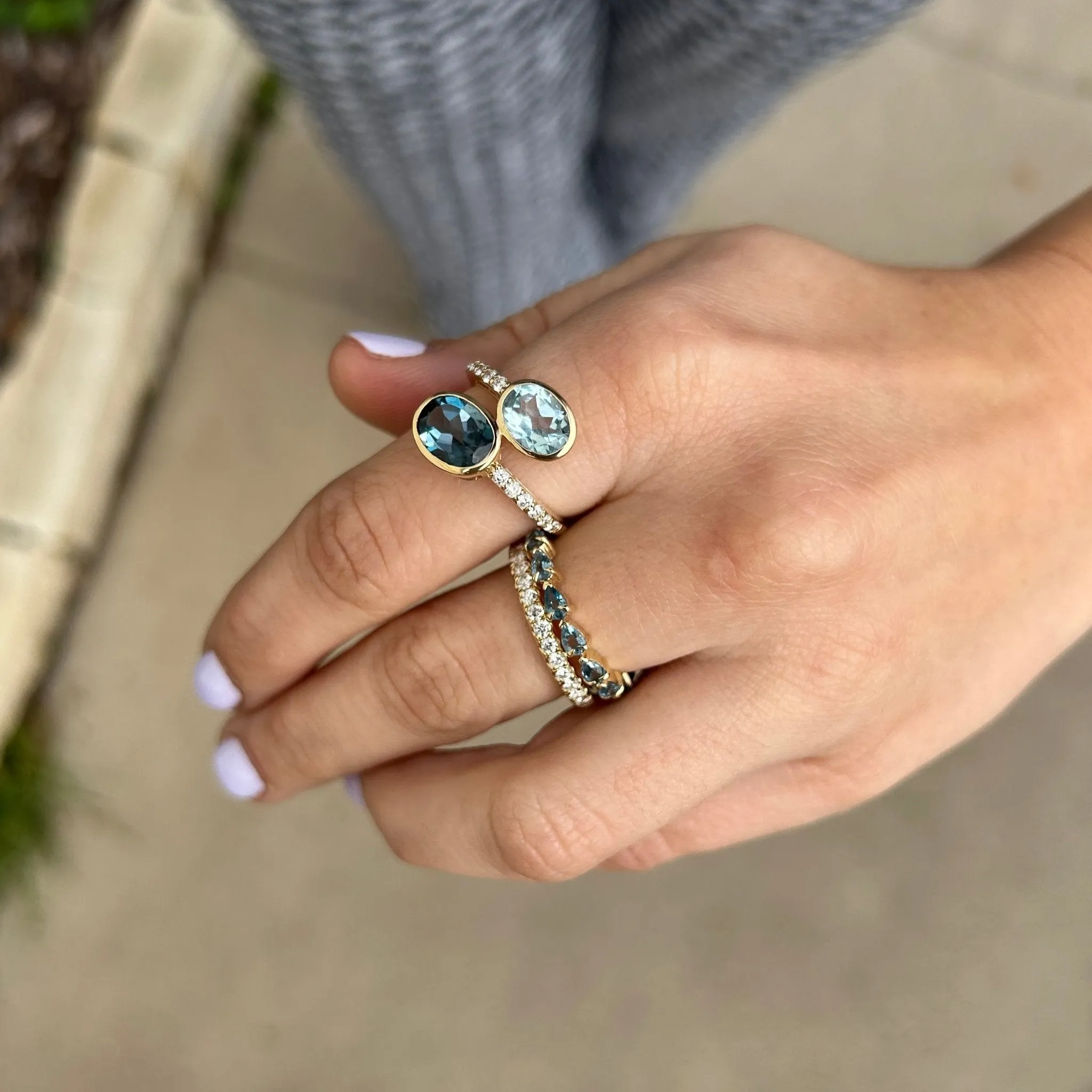 Petite Aquamarine Chasing Pear