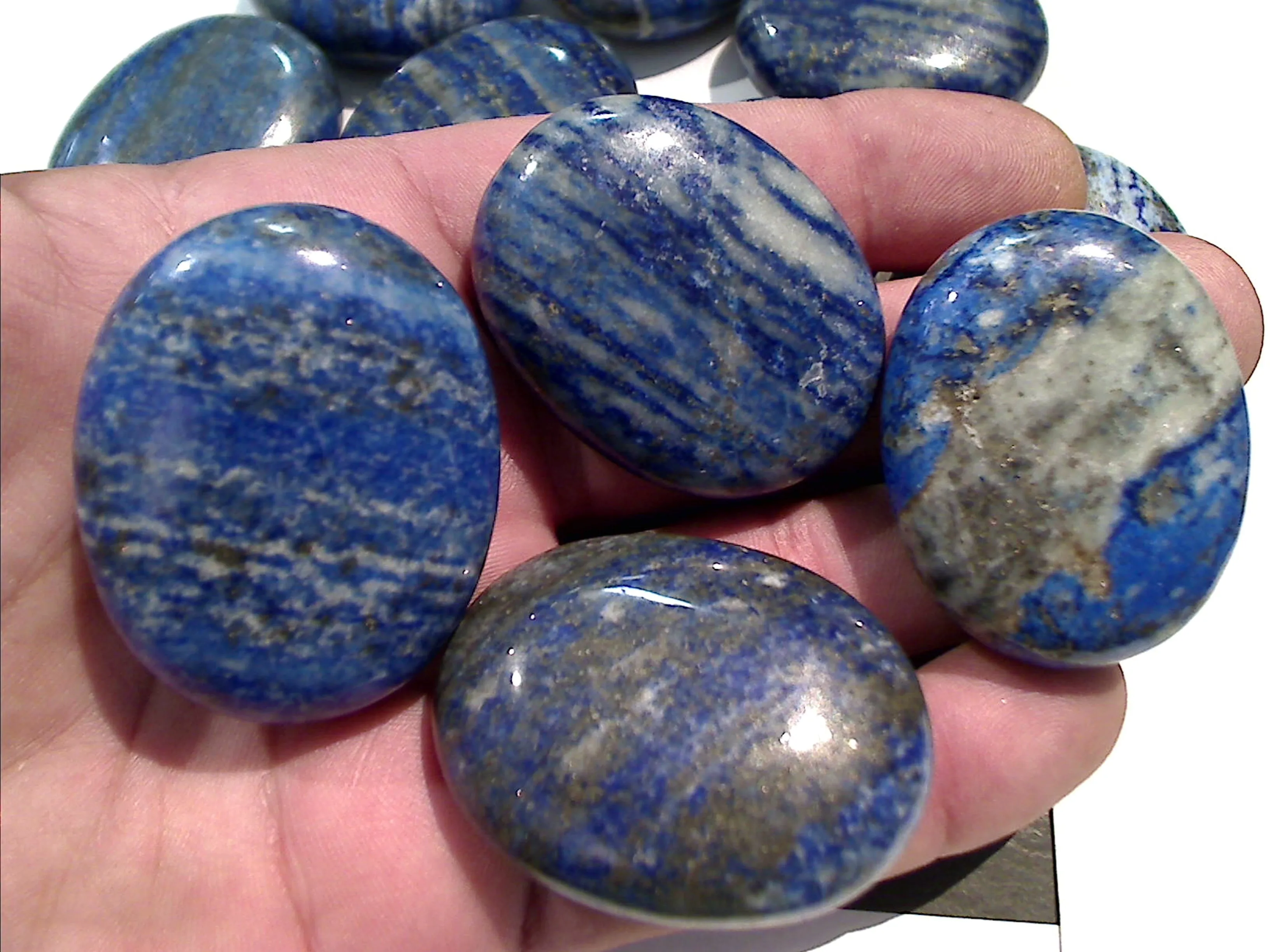 Pillow Palm Stone - Lapis Lazuli 1.75" x 1.25"