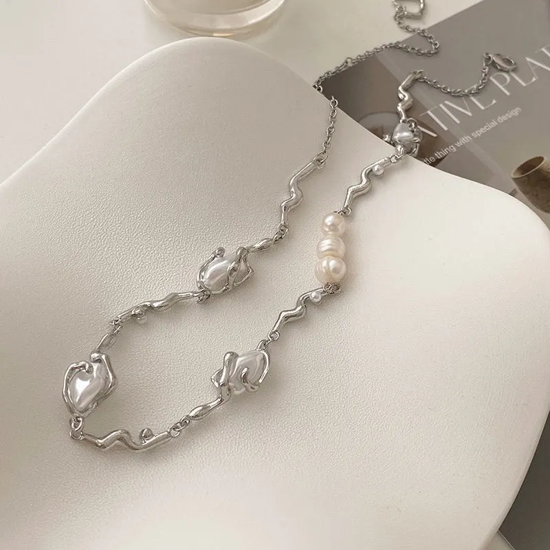 Self Made Aesthetic Pearl Necklace