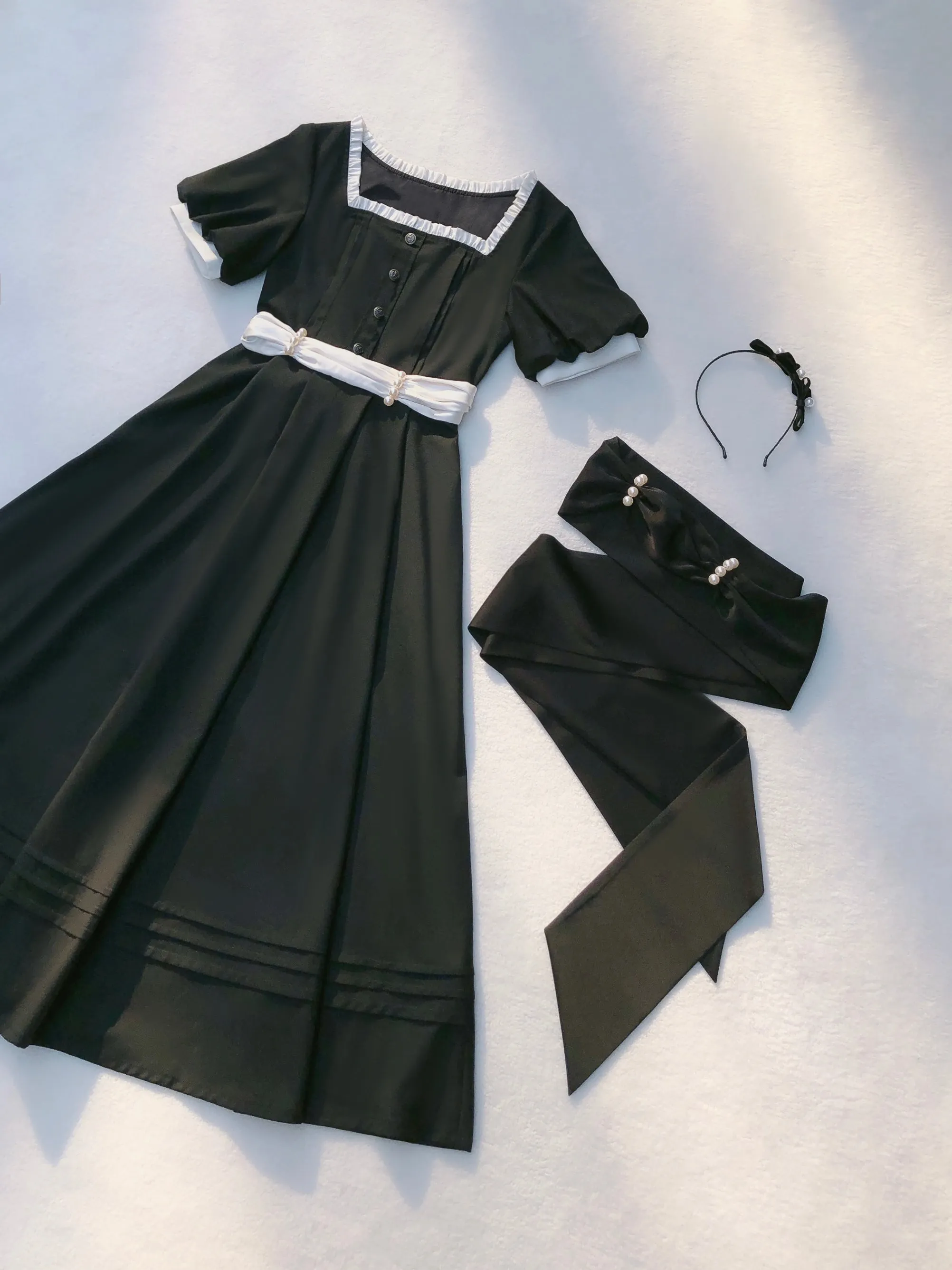 Square Black Pearl Waist Necklace French Collar Dress Black Ribbon Catsuit Retro