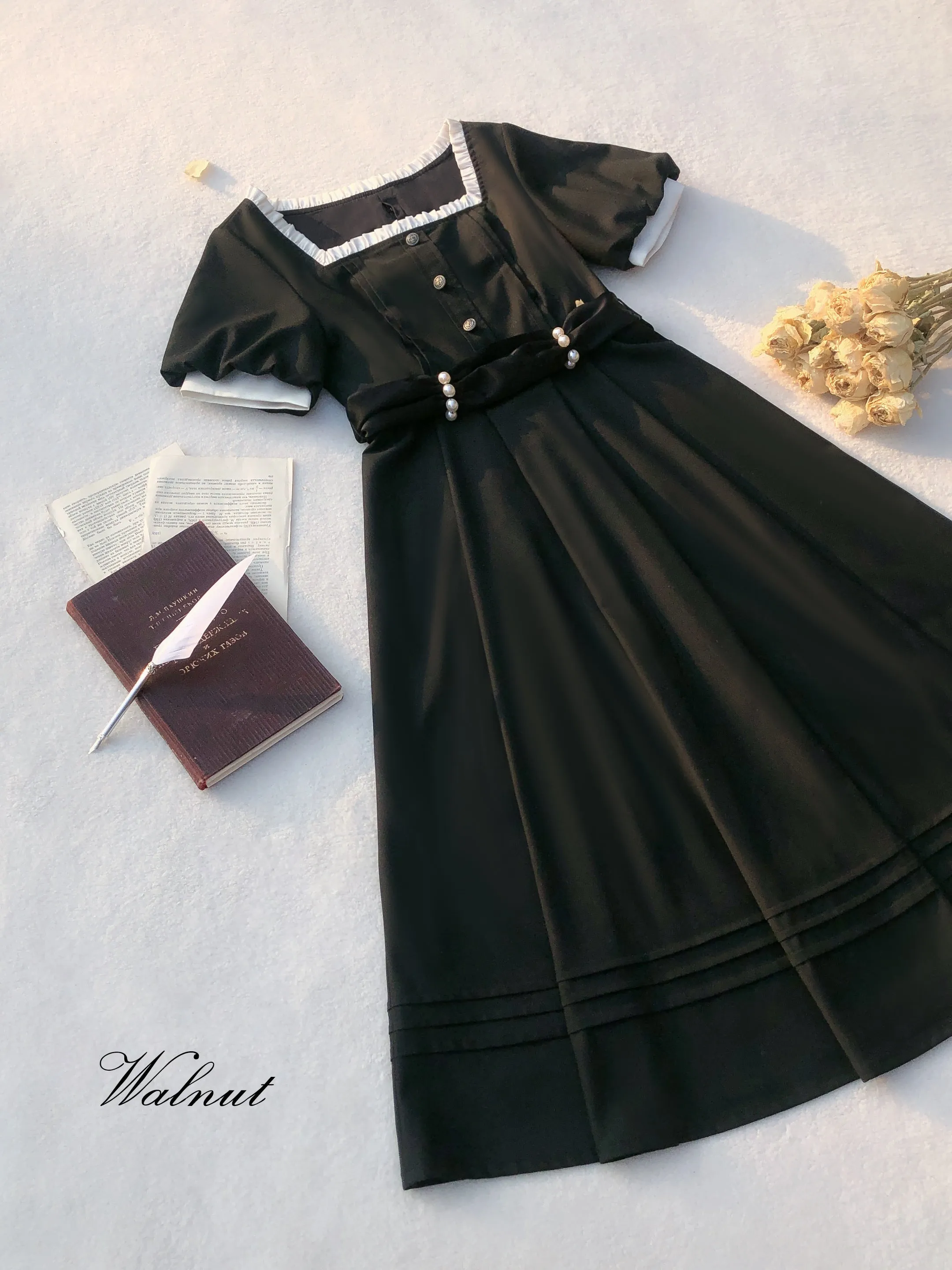 Square Black Pearl Waist Necklace French Collar Dress Black Ribbon Catsuit Retro